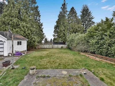9565 116 Street - 2