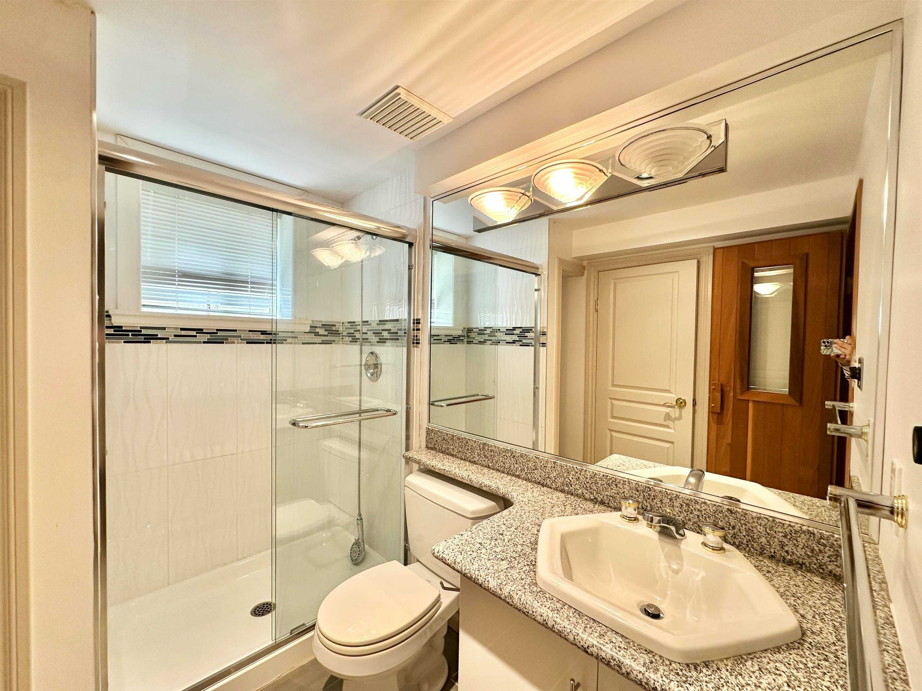 883 W 52 Avenue, Vancouver, BC, V6P 1G9 - 25