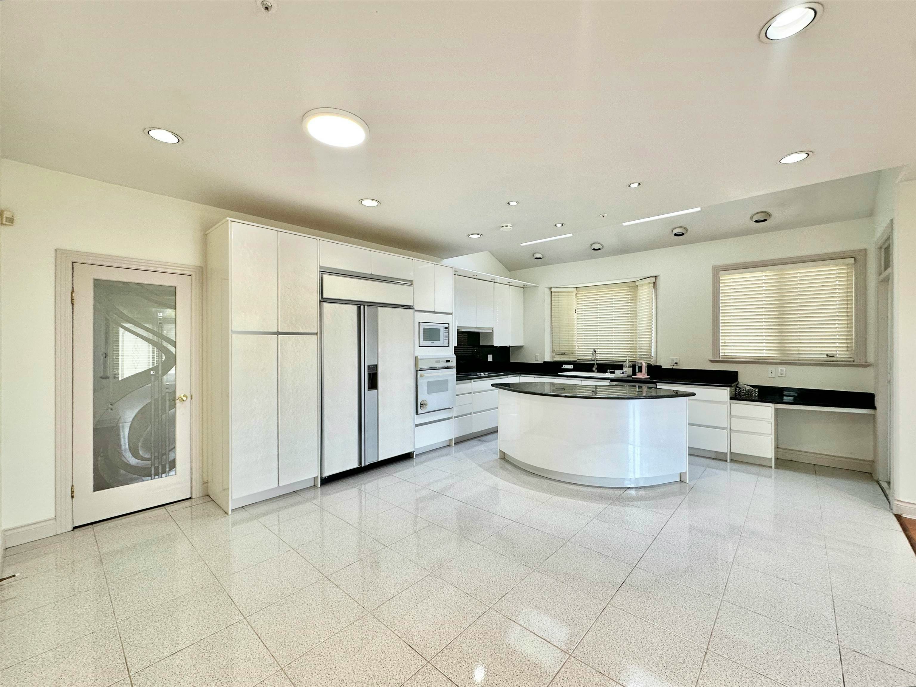 883 W 52 Avenue, Vancouver, BC, V6P 1G9 - 9