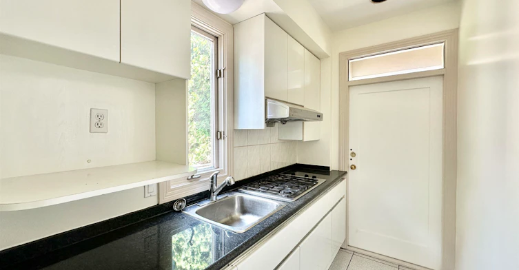 883 W 52 Avenue, Vancouver, BC, V6P 1G9 - 10
