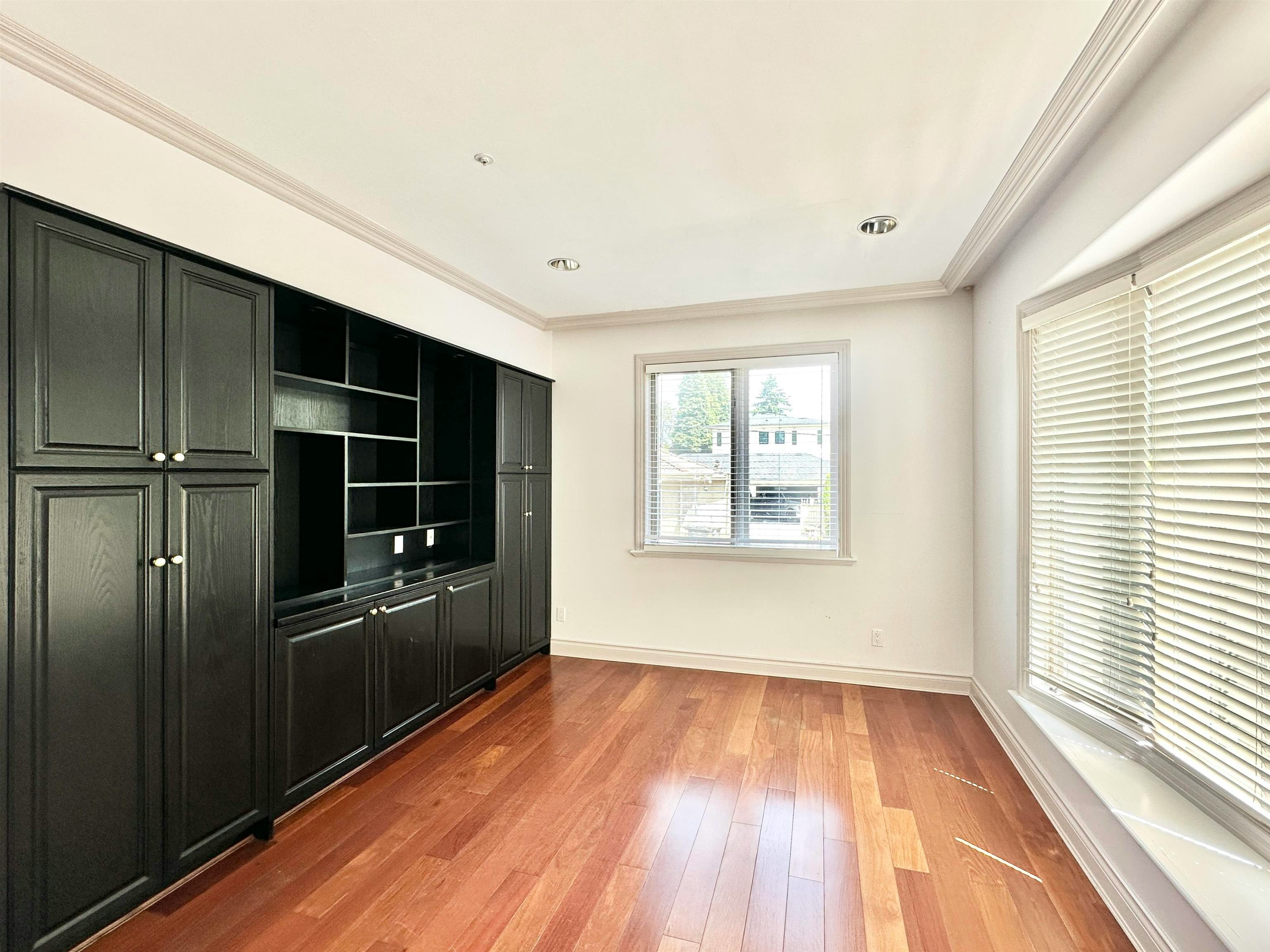 883 W 52 Avenue, Vancouver, BC, V6P 1G9 - 2