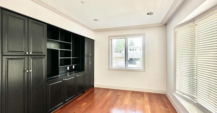 883 W 52 Avenue, Vancouver, BC, V6P 1G9 - 2