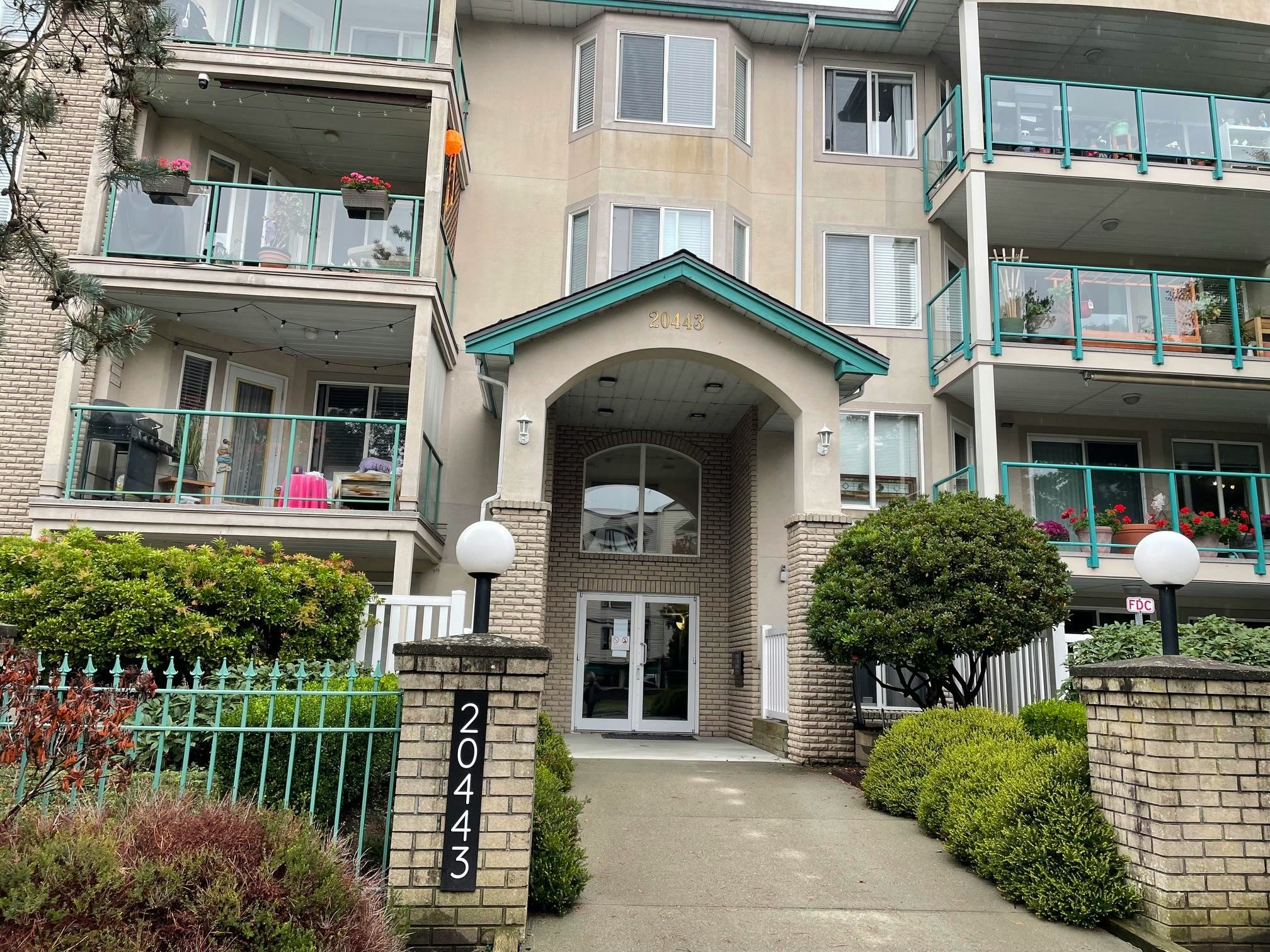 109-20443 53 Avenue, Langley, BC, V3A 7A6