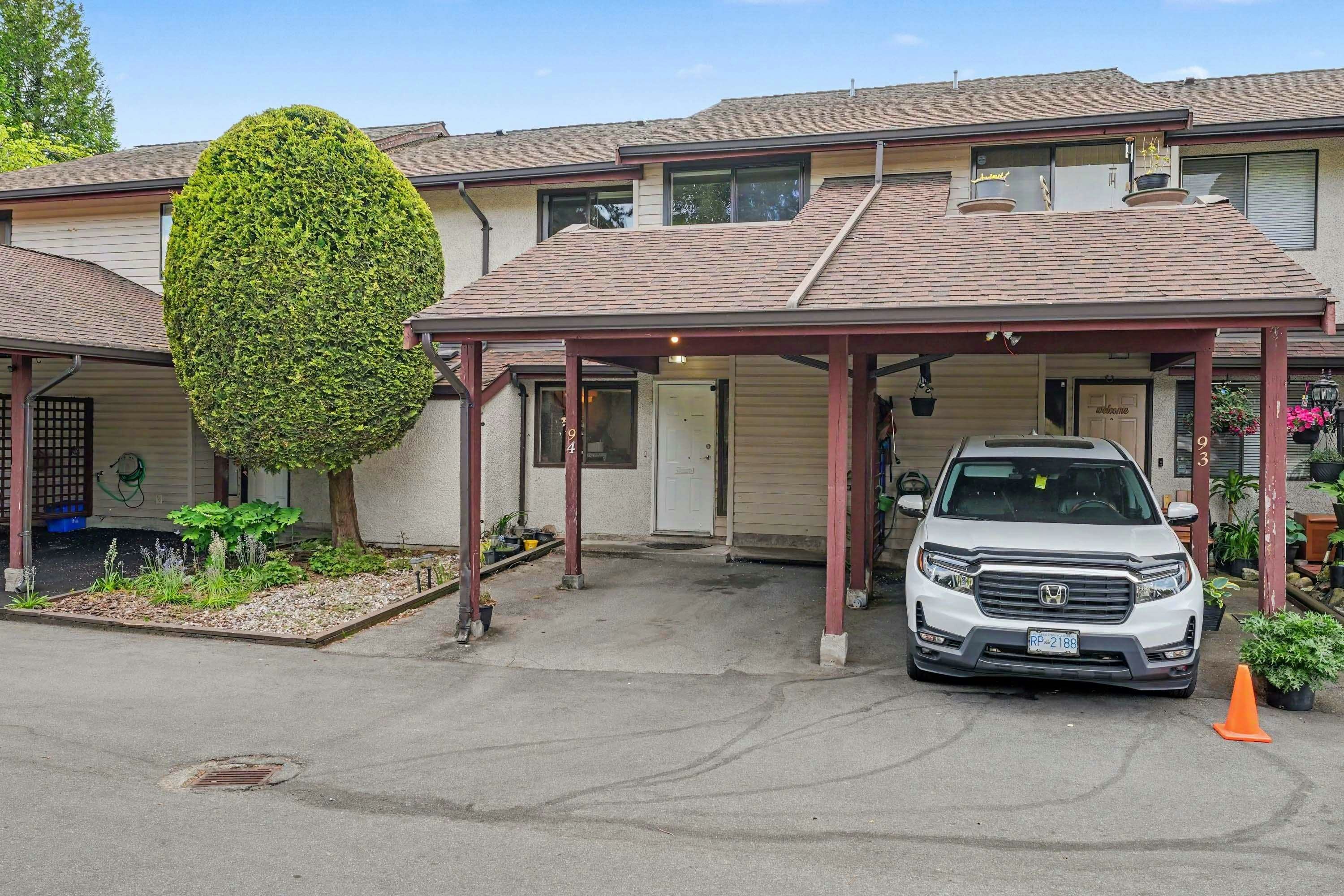 94-13880 74 Avenue, Surrey, BC, V3W 7E6
