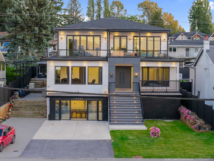 13390 112a Avenue, Surrey, BC, V3R 2G5 - 2