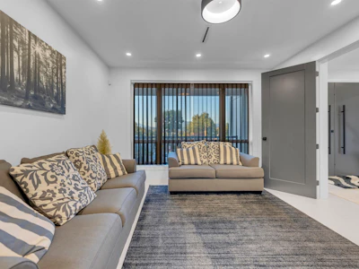 13390 112a Avenue - 3