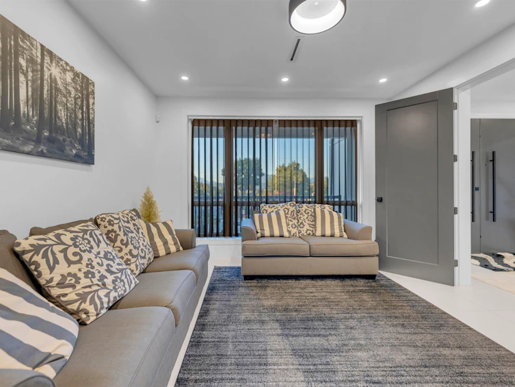 13390 112a Avenue, Surrey, BC, V3R 2G5 - 3