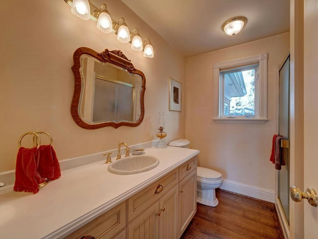 890 The Grove Road, Gambier Island, BC, V0N 1V0 - 20