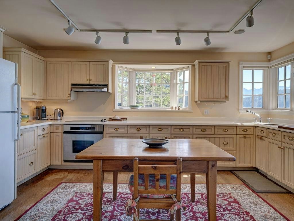 890 The Grove Road, Gambier Island, BC, V0N 1V0 - 11