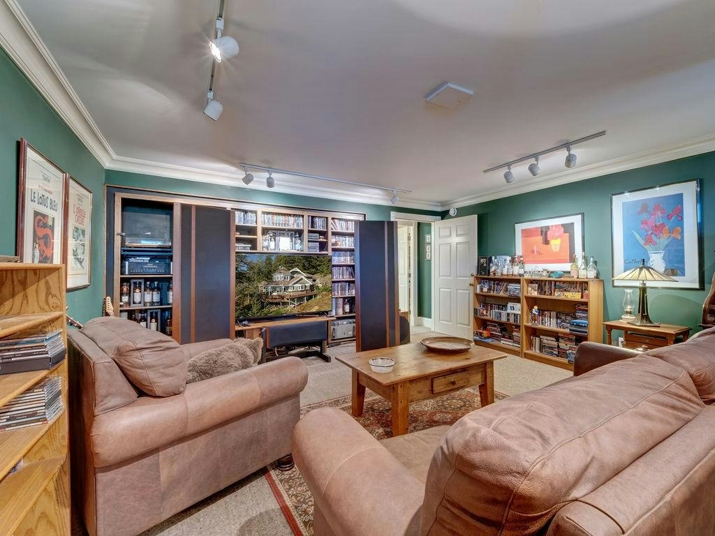 890 The Grove Road, Gambier Island, BC, V0N 1V0 - 28