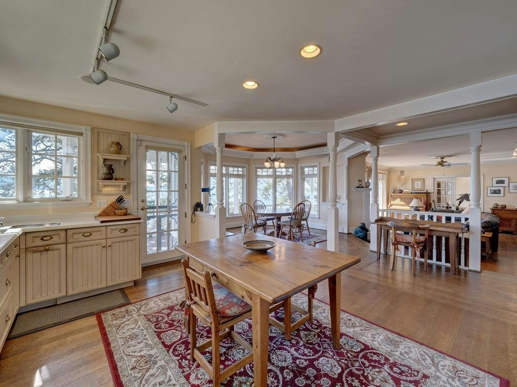 890 The Grove Road, Gambier Island, BC, V0N 1V0 - 12