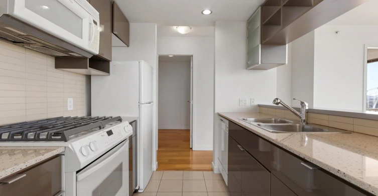 3102-928 Beatty Street, Vancouver, BC, V6Z 3G6 - 9