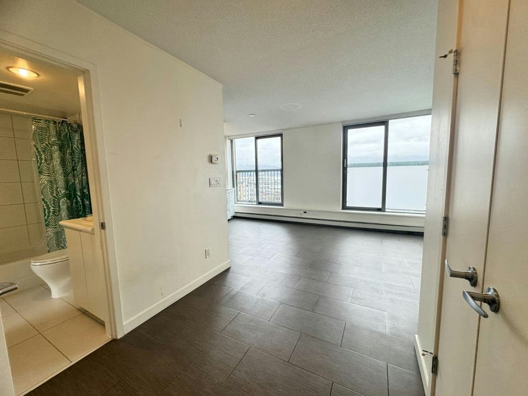 10xx-66 W Cordova Street, Vancouver, BC, V6B 0L2 - 8