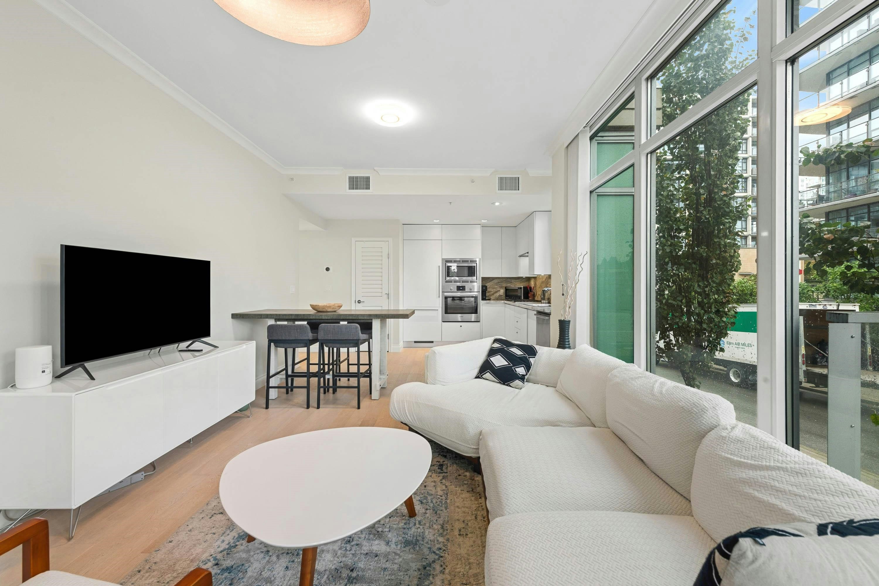 211-185 Victory Ship Way, North Vancouver, BC, V7L 0G2 - 13