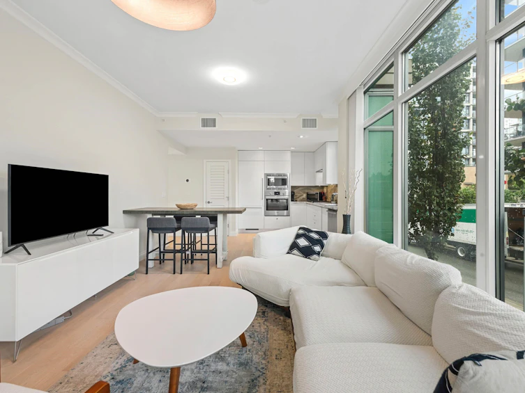 211-185 Victory Ship Way, North Vancouver, BC, V7L 0G2 - 13
