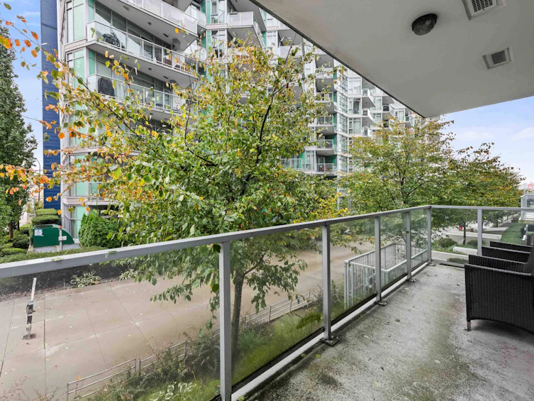 211-185 Victory Ship Way, North Vancouver, BC, V7L 0G2 - 9