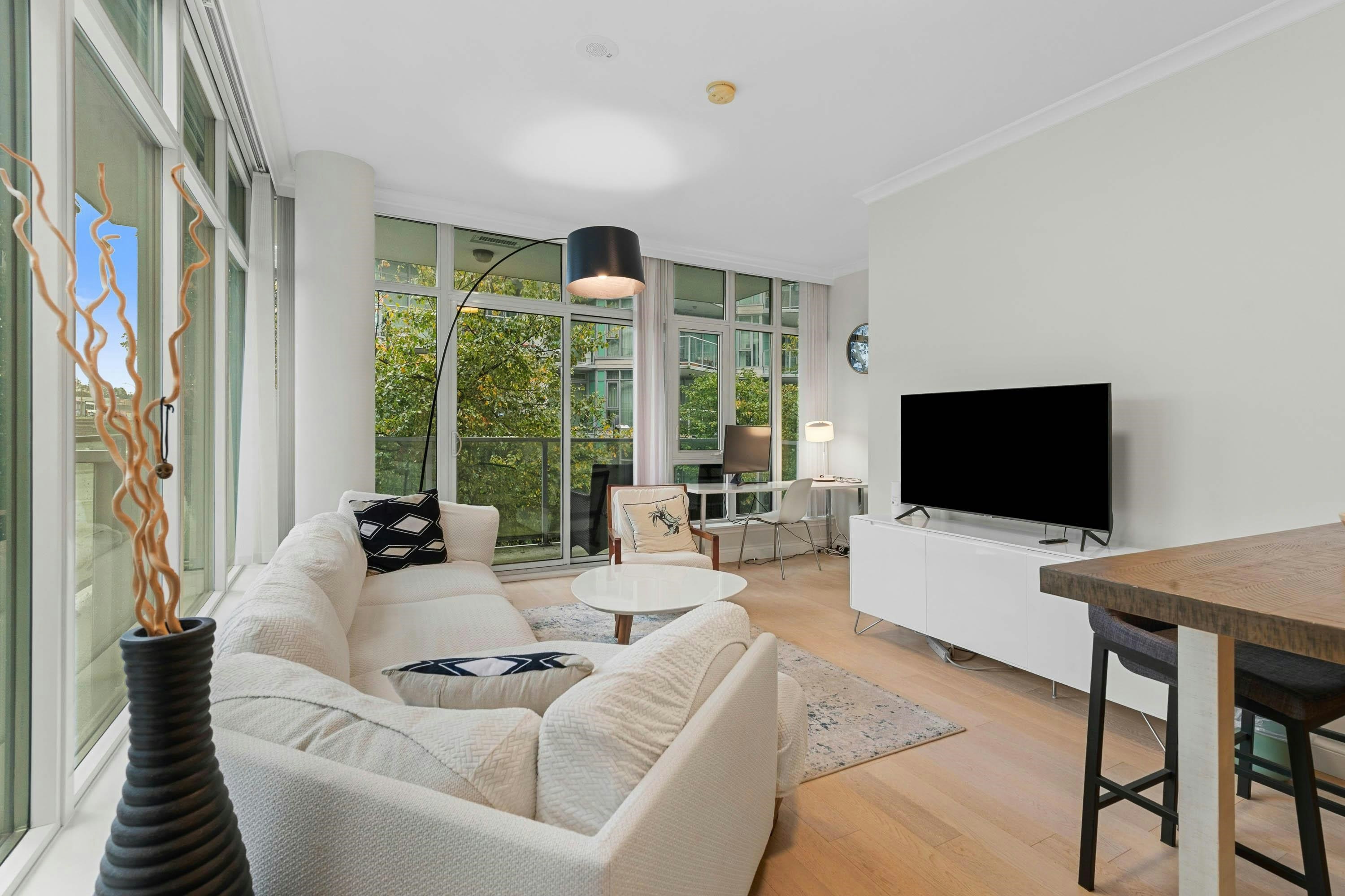 211-185 Victory Ship Way, North Vancouver, BC, V7L 0G2 - 8