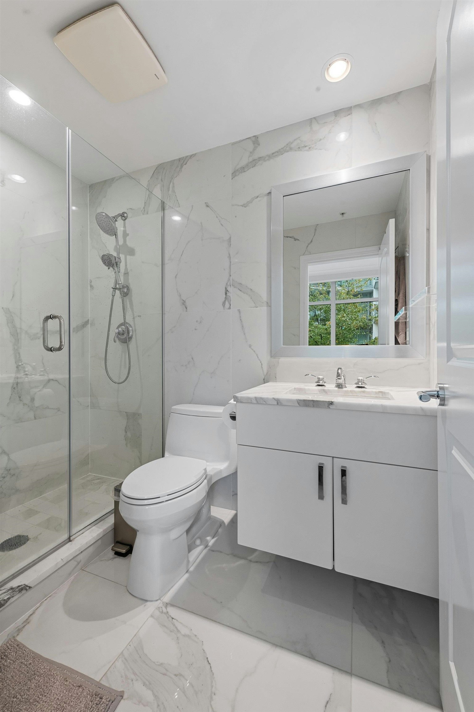 211-185 Victory Ship Way, North Vancouver, BC, V7L 0G2 - 22