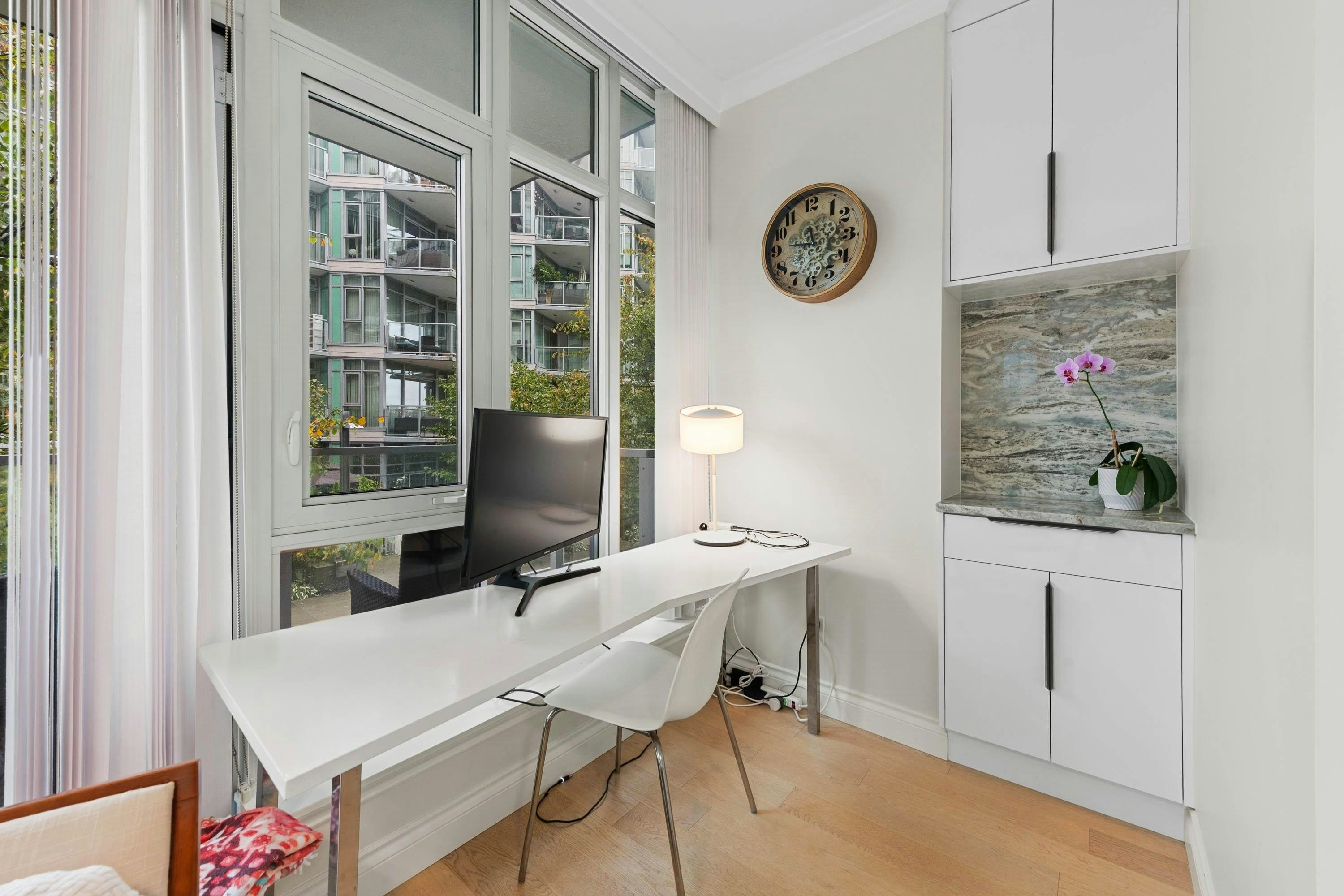 211-185 Victory Ship Way, North Vancouver, BC, V7L 0G2 - 10
