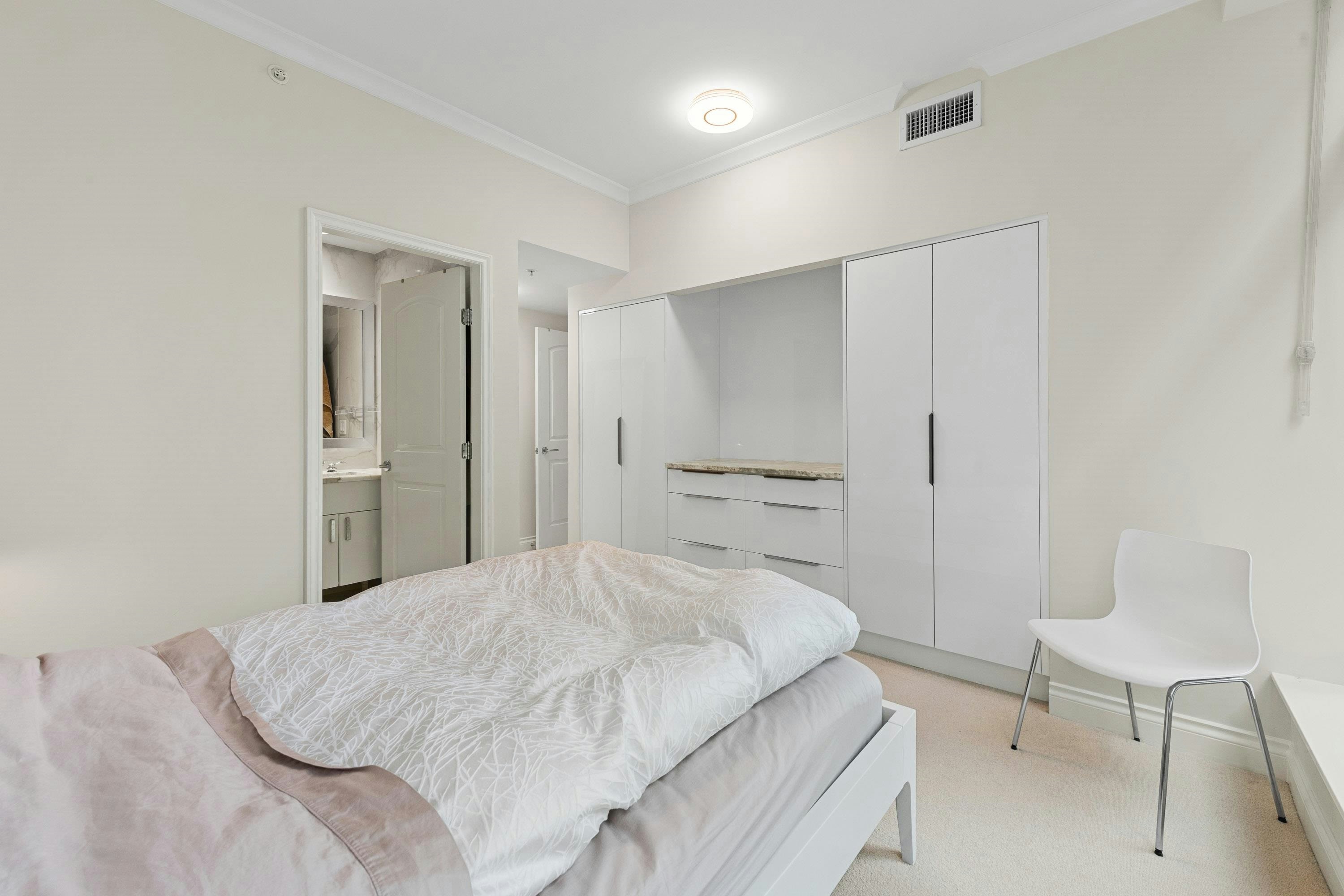 211-185 Victory Ship Way, North Vancouver, BC, V7L 0G2 - 20