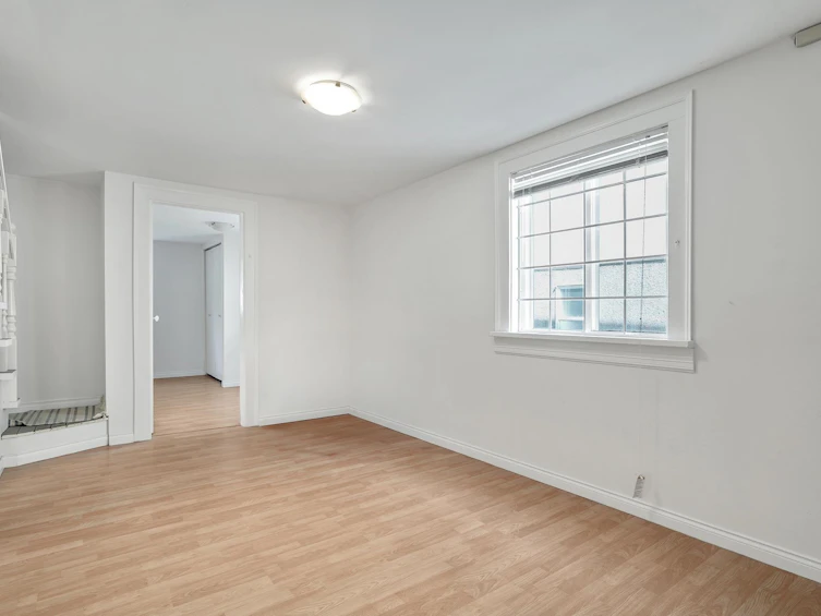 2336 45 Avenue, Vancouver, BC, V5R 3B5 - 26