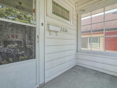 2336 45 Avenue - 5