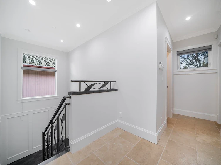 1420 W 53rd Avenue, Vancouver, BC, V6P 1L2 - 11