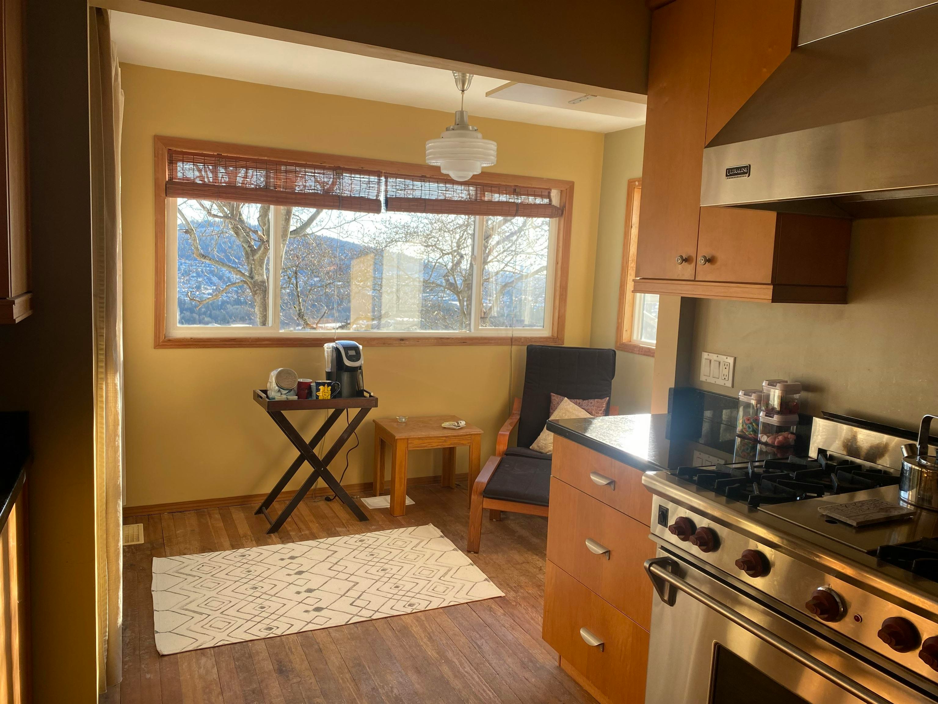 190 N Ellesmere Avenue, Burnaby, BC, V5B 1J8 - 20