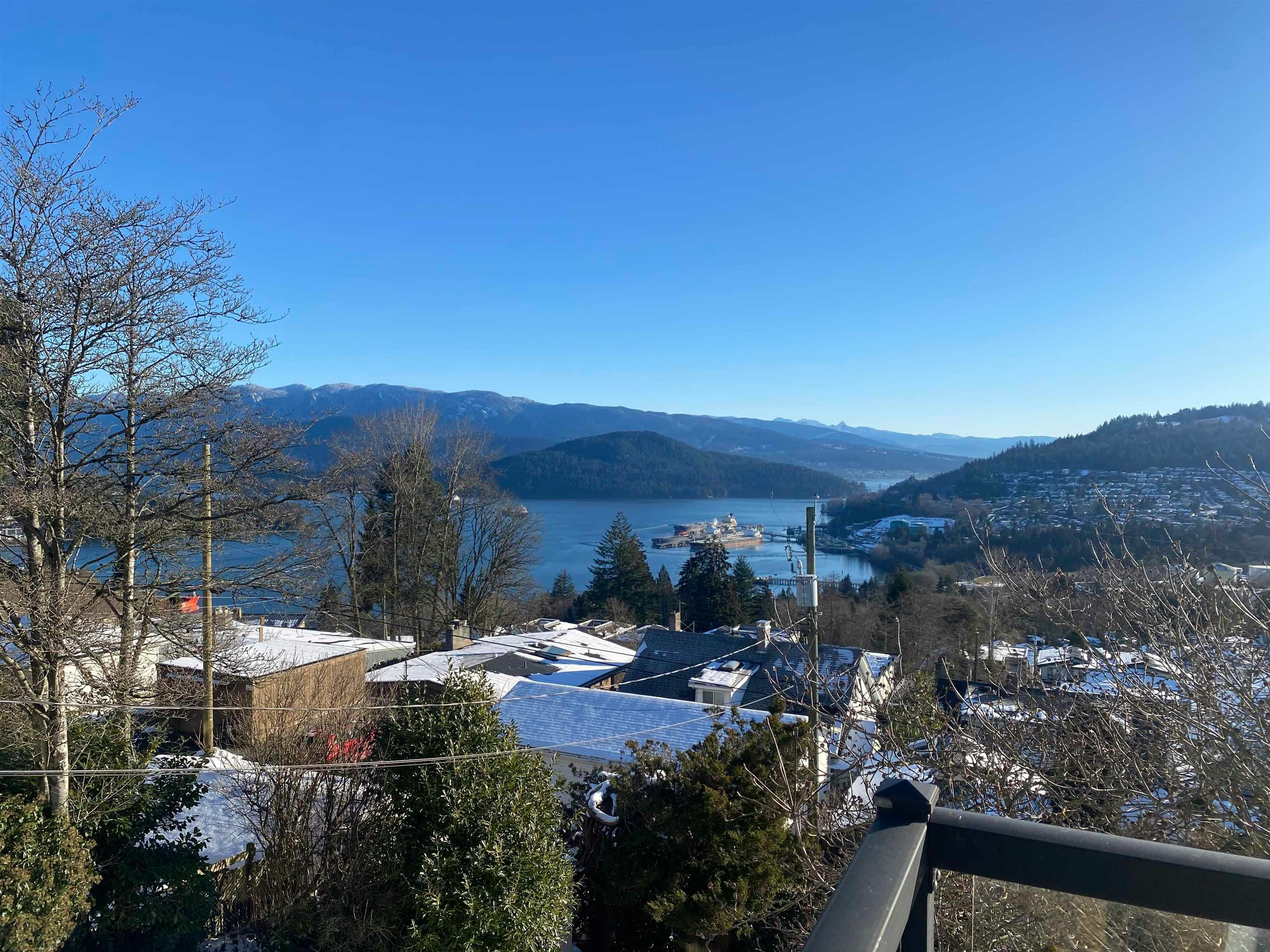 190 N Ellesmere Avenue, Burnaby, BC, V5B 1J8