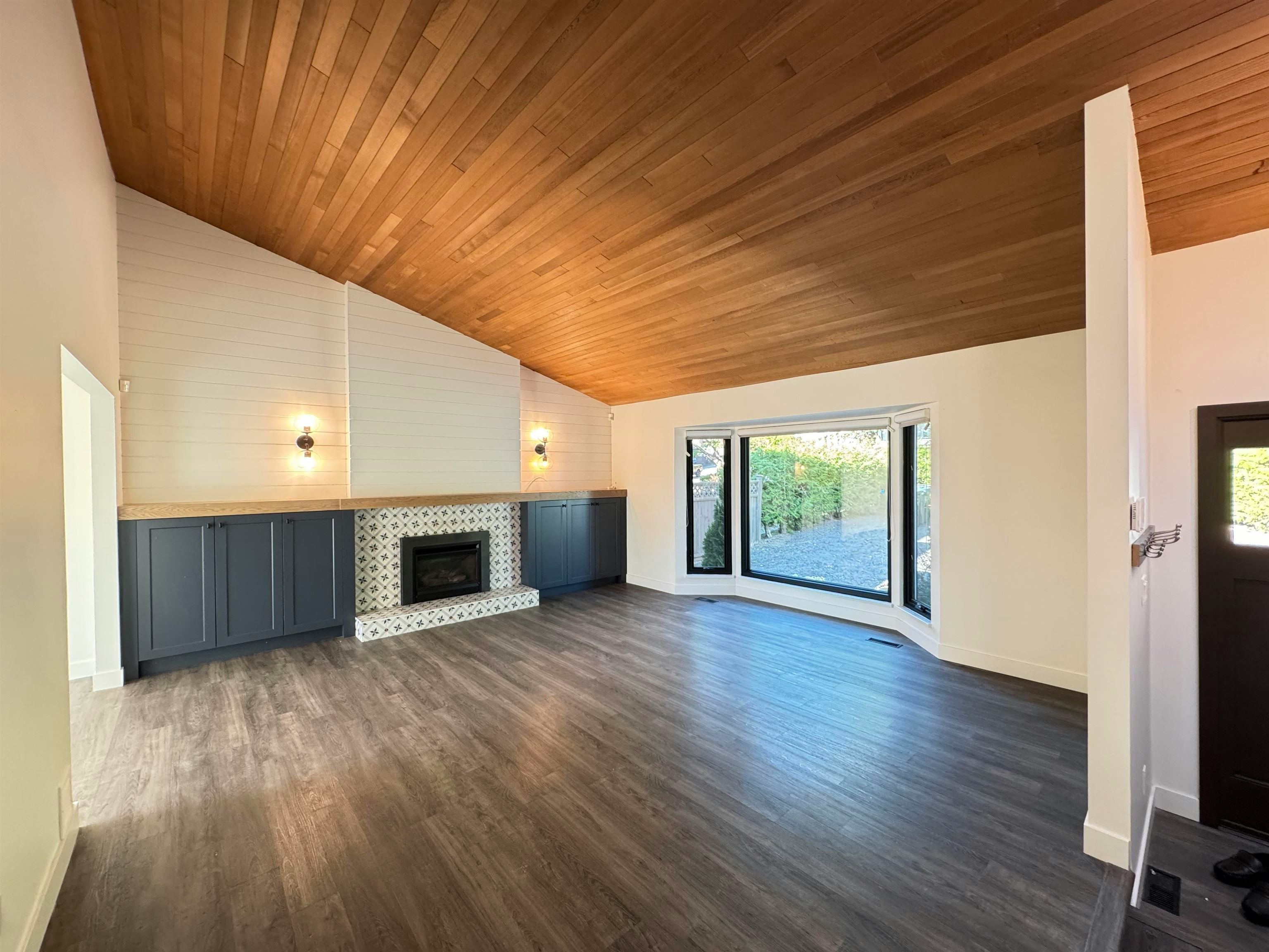 15032 Spenser Drive, Surrey, BC, V3S 5Z7