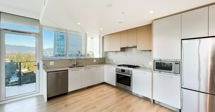 10xx-567 Clarke Road, Coquitlam, BC, V3J 0K7 - 4