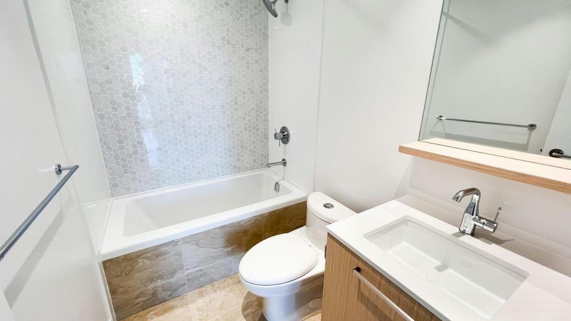10xx-567 Clarke Road, Coquitlam, BC, V3J 0K7 - 11