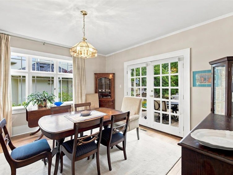 6048 Elm Street, Vancouver, BC, V6N 1A9 - 6