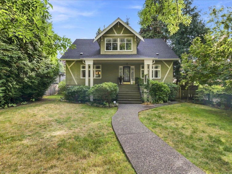 6048 Elm Street, Vancouver, BC, V6N 1A9