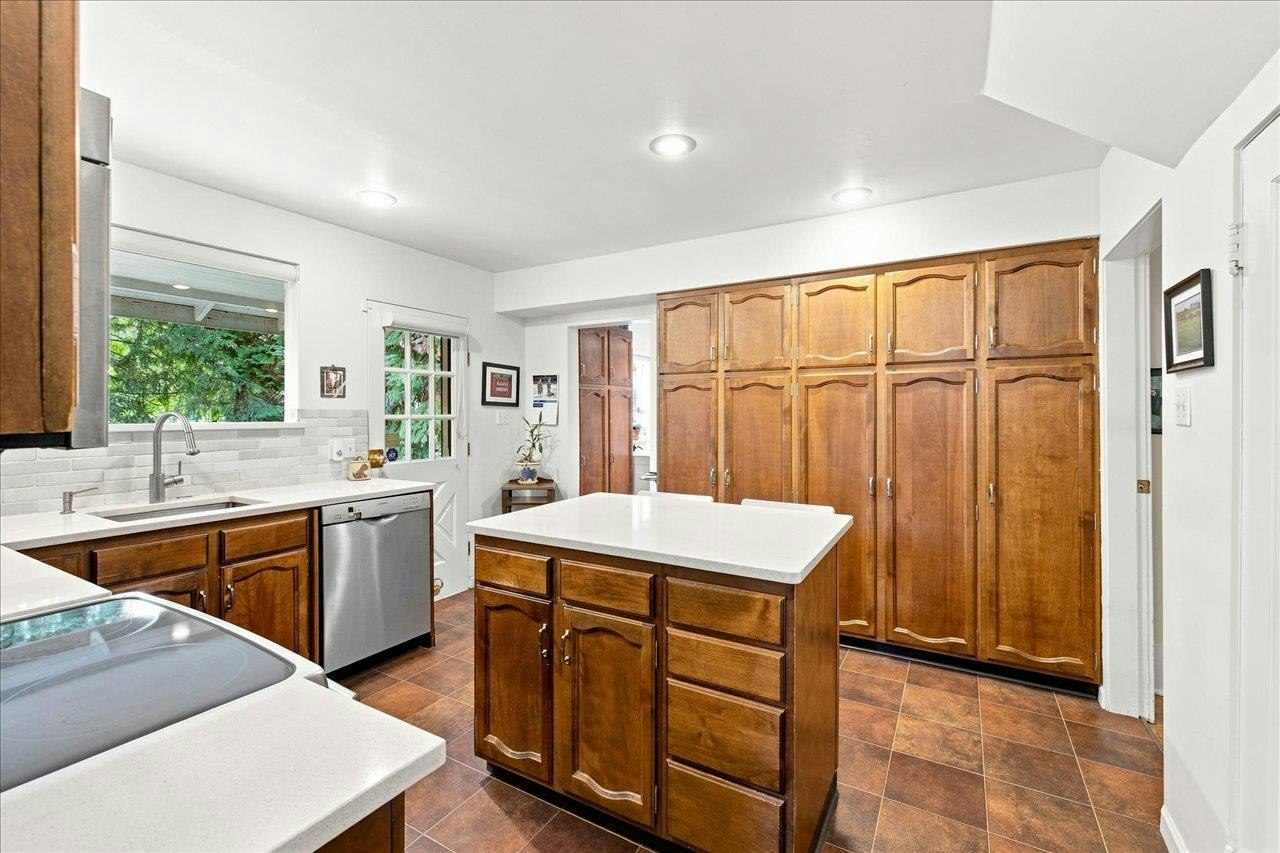 6048 Elm Street, Vancouver, BC, V6N 1A9 - 10