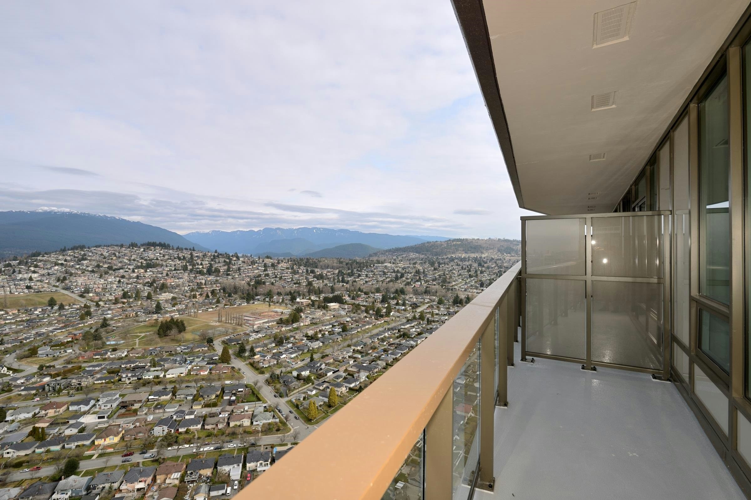 4708-4650 Brentwood Drive, Burnaby, BC, V5C 0M3 - 9
