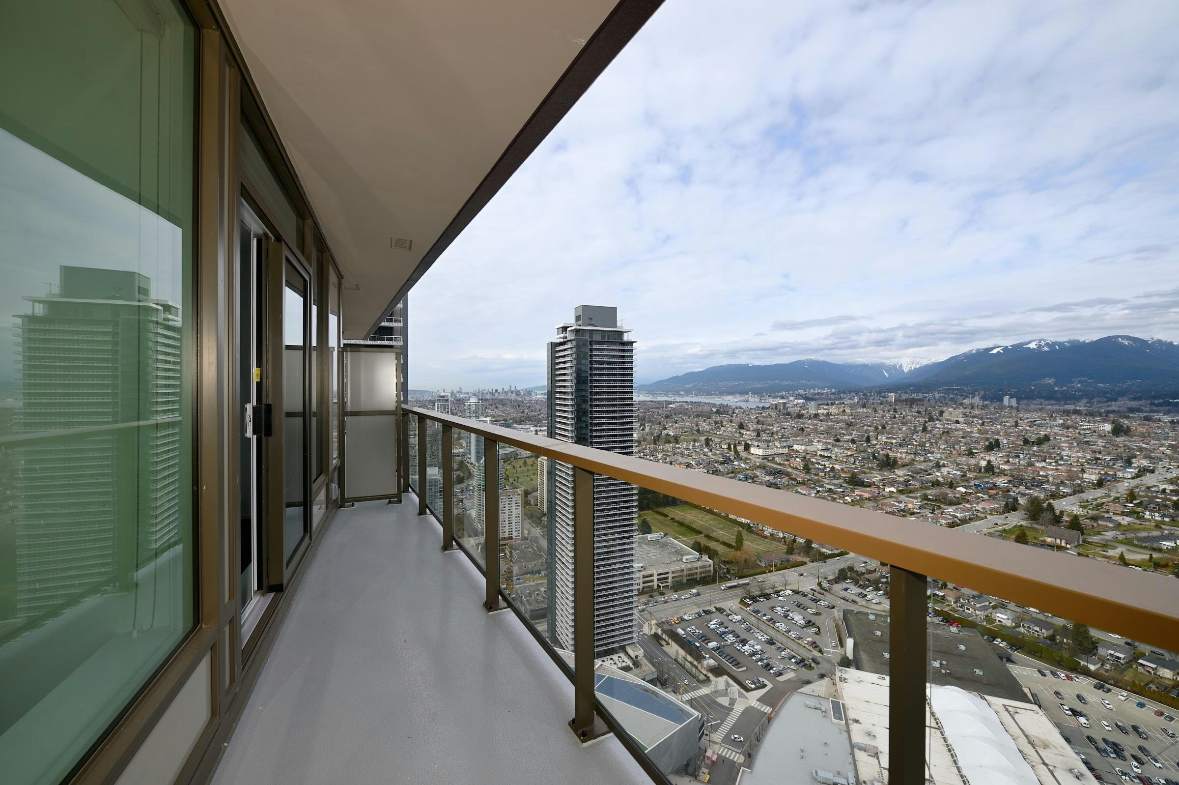 4708-4650 Brentwood Drive, Burnaby, BC, V5C 0M3 - 10