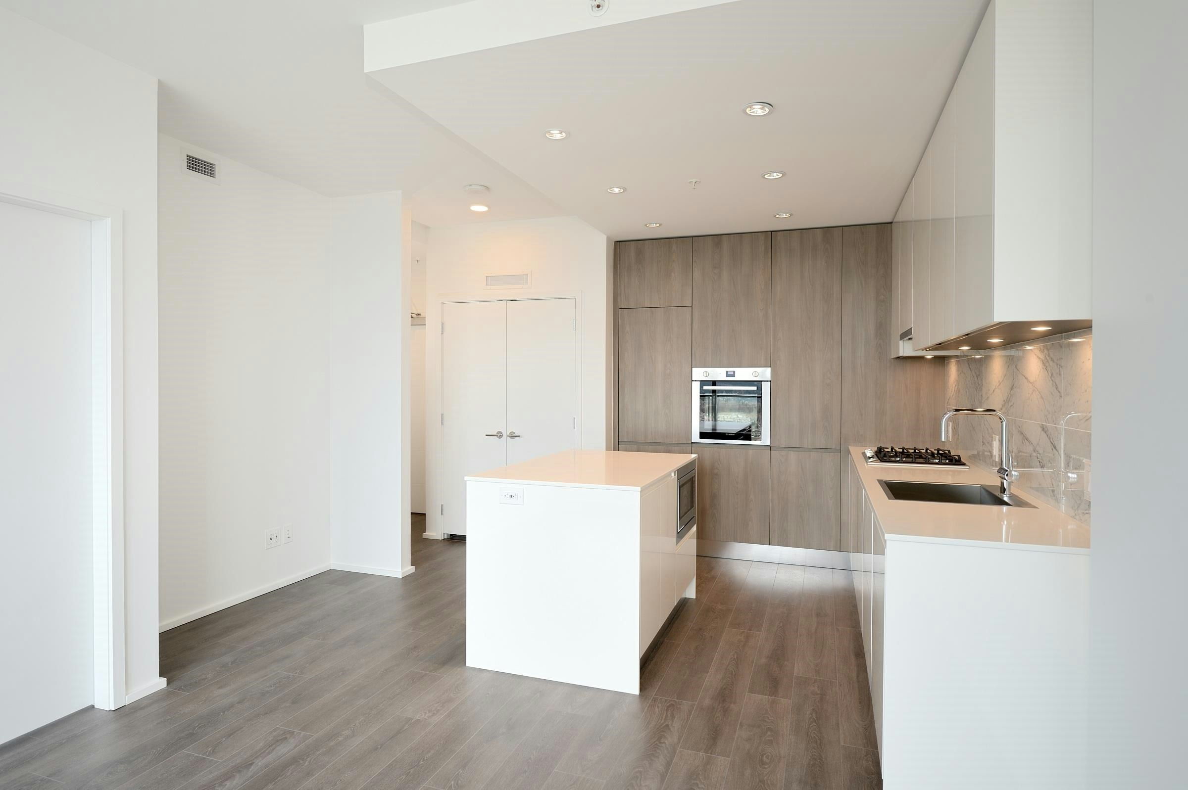 4708-4650 Brentwood Drive, Burnaby, BC, V5C 0M3 - 3