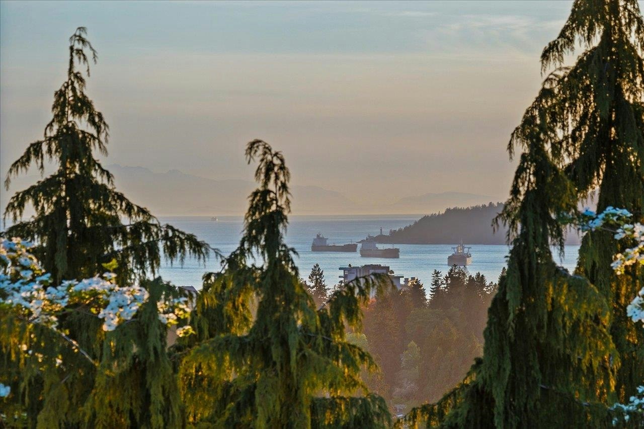 982 Braeside Street, West Vancouver, BC, V7T 2K8 - 19