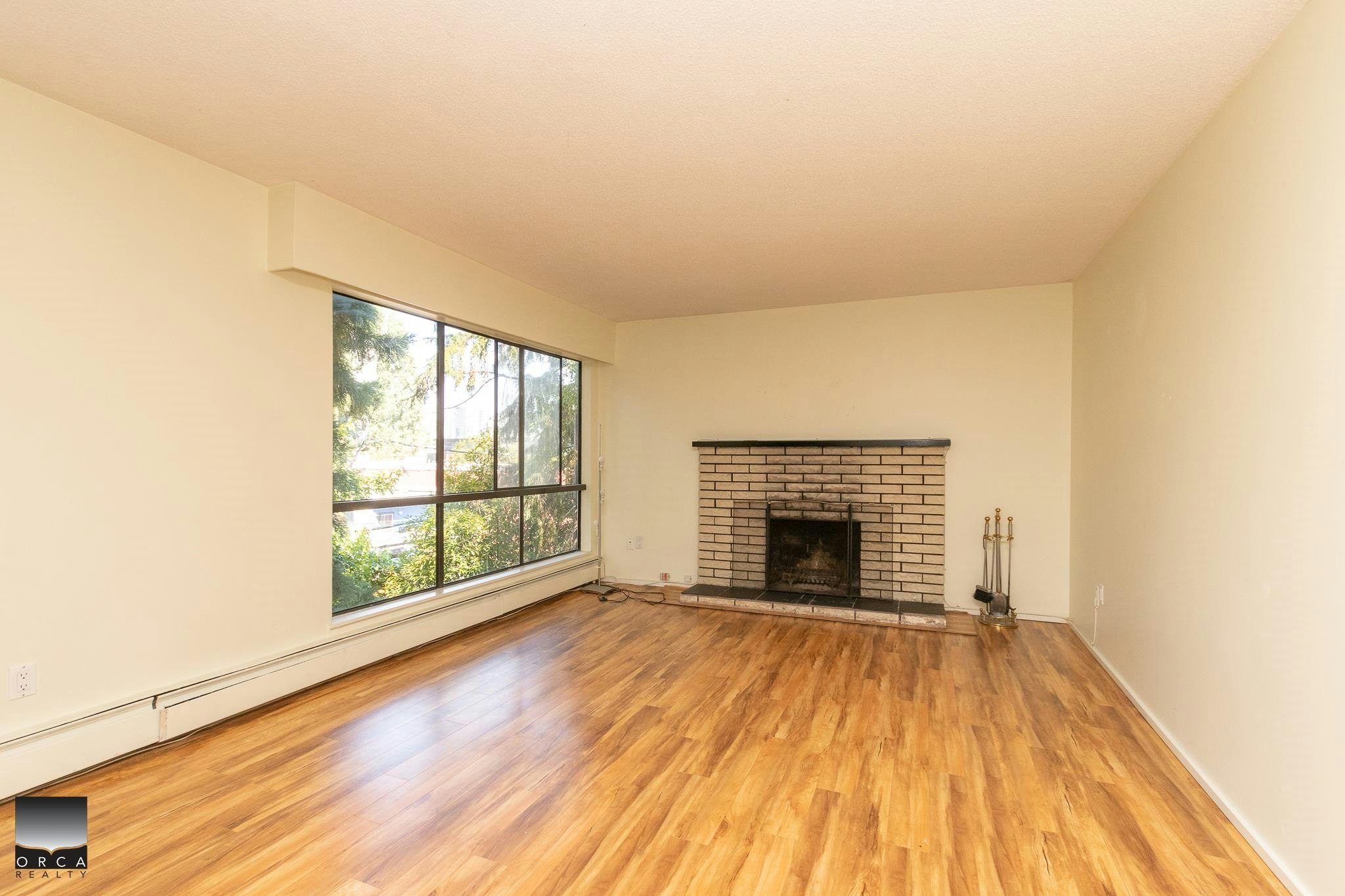 203-1877 West 5th Street, Vancouver, BC, V6J 1P5 - 3