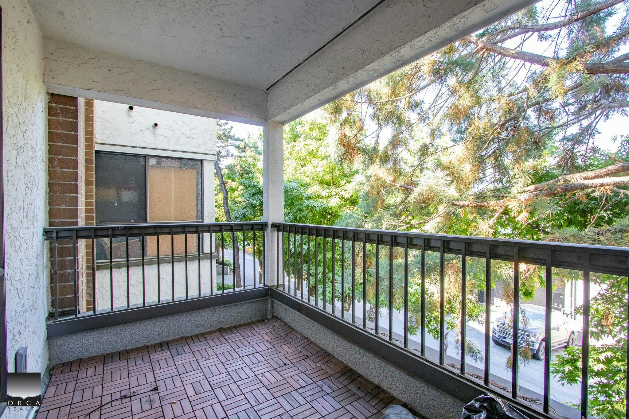 203-1877 West 5th Street, Vancouver, BC, V6J 1P5 - 2