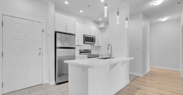 415-10237 133 Street, Surrey, BC, V3T 0C6 - 7