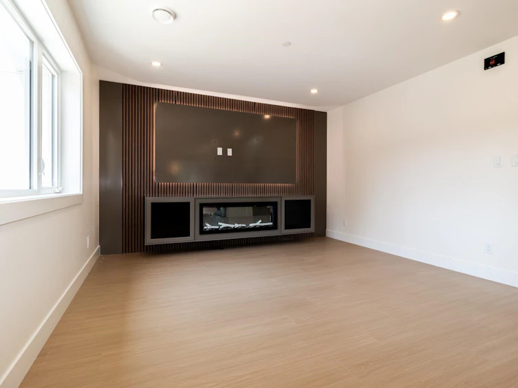 1108 Magee Street, Squamish, BC, V8B 0E8 - 4