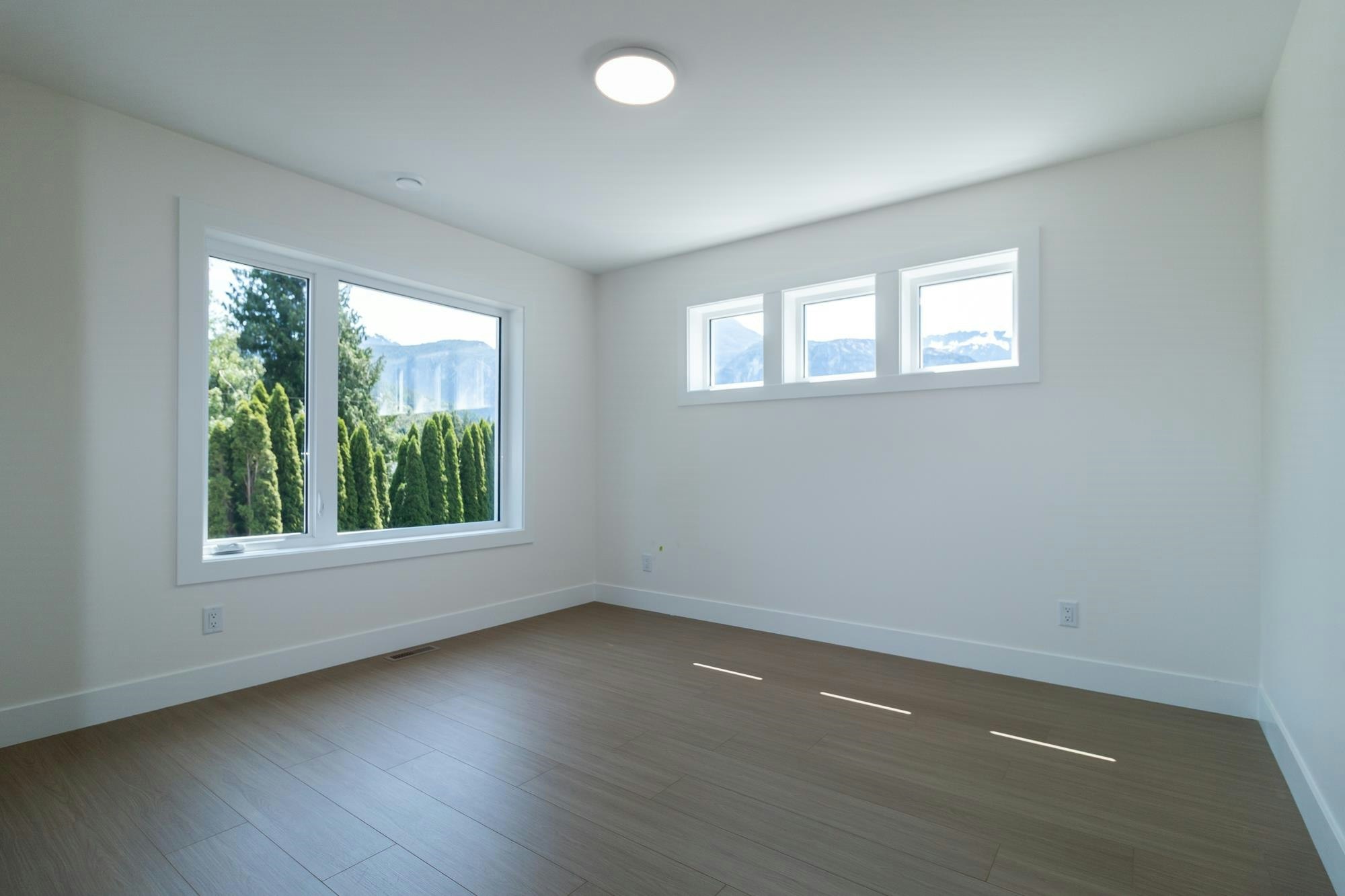 1108 Magee Street, Squamish, BC, V8B 0E8 - 13