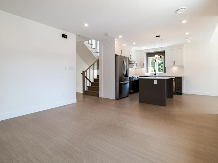 1108 Magee Street, Squamish, BC, V8B 0E8 - 2
