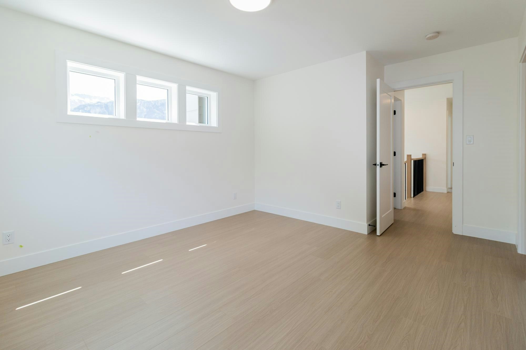 1108 Magee Street, Squamish, BC, V8B 0E8 - 9