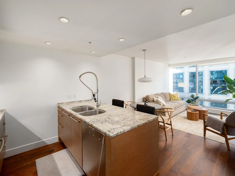 2704-1111 Alberni Street, Vancouver, BC, V6E 4V2 - 4