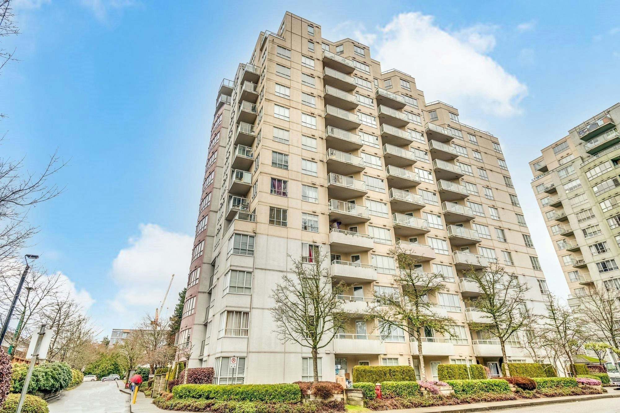 209-3455 Ascot Place, Vancouver, BC, V5R 6B7