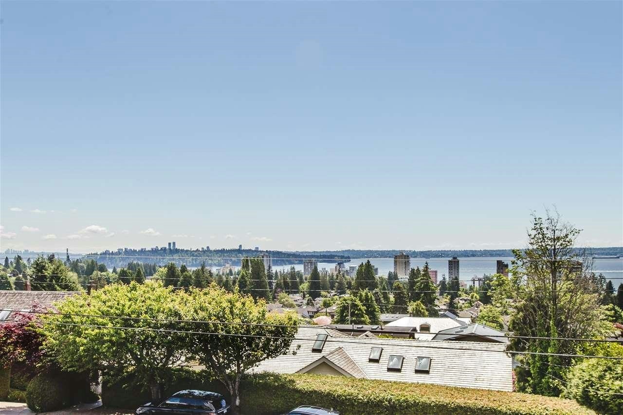 2273 Mathers Avenue, West Vancouver, BC, V7V 2H4