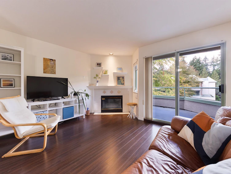 419-6735 Station Hill Court, Burnaby, BC, V3N 4W5 - 2